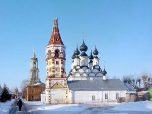 Церкви